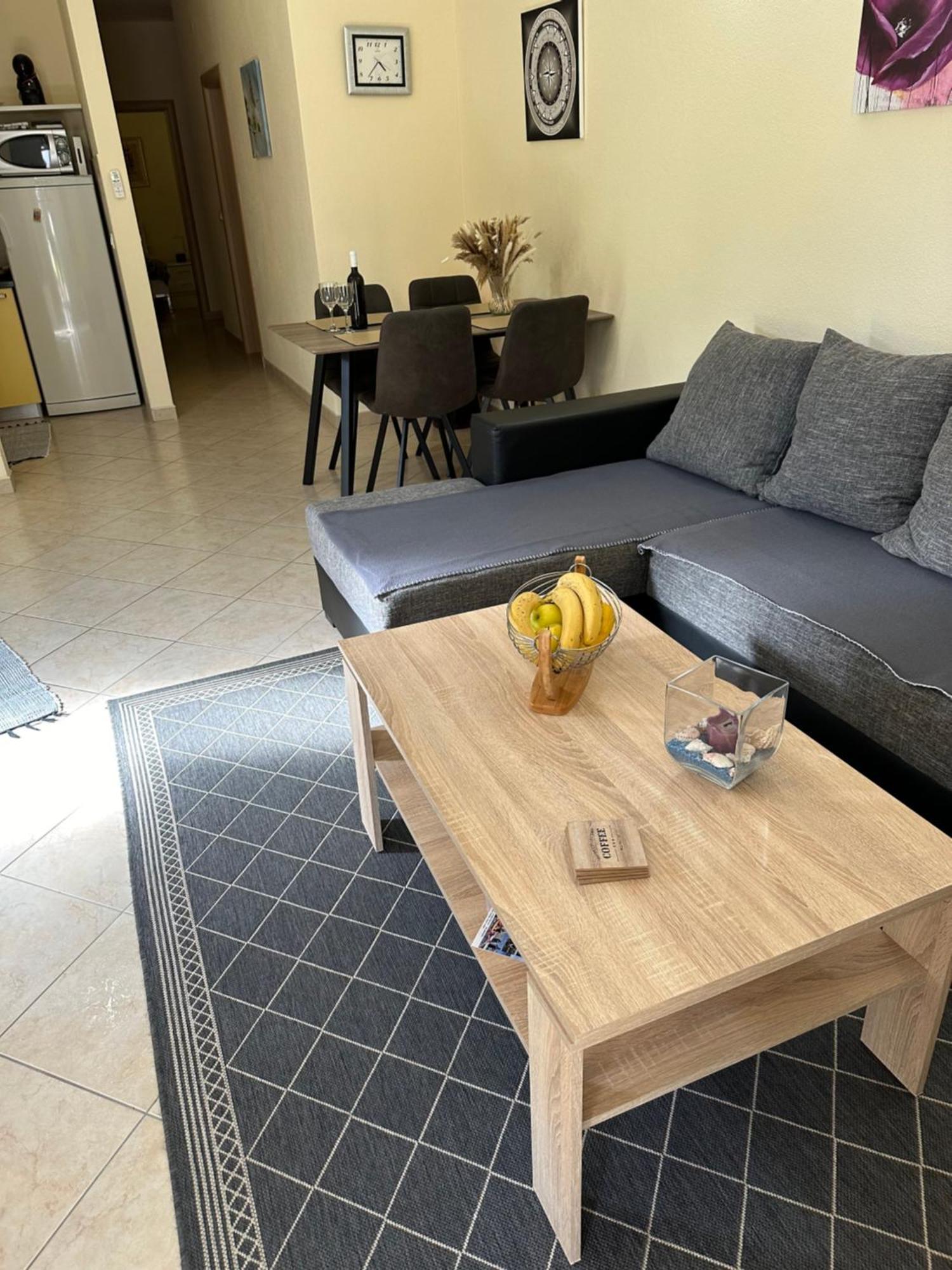 Apartmani Dora i Kati Orebic Bagian luar foto