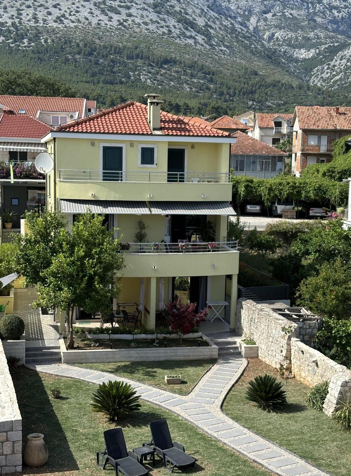 Apartmani Dora i Kati Orebic Bagian luar foto