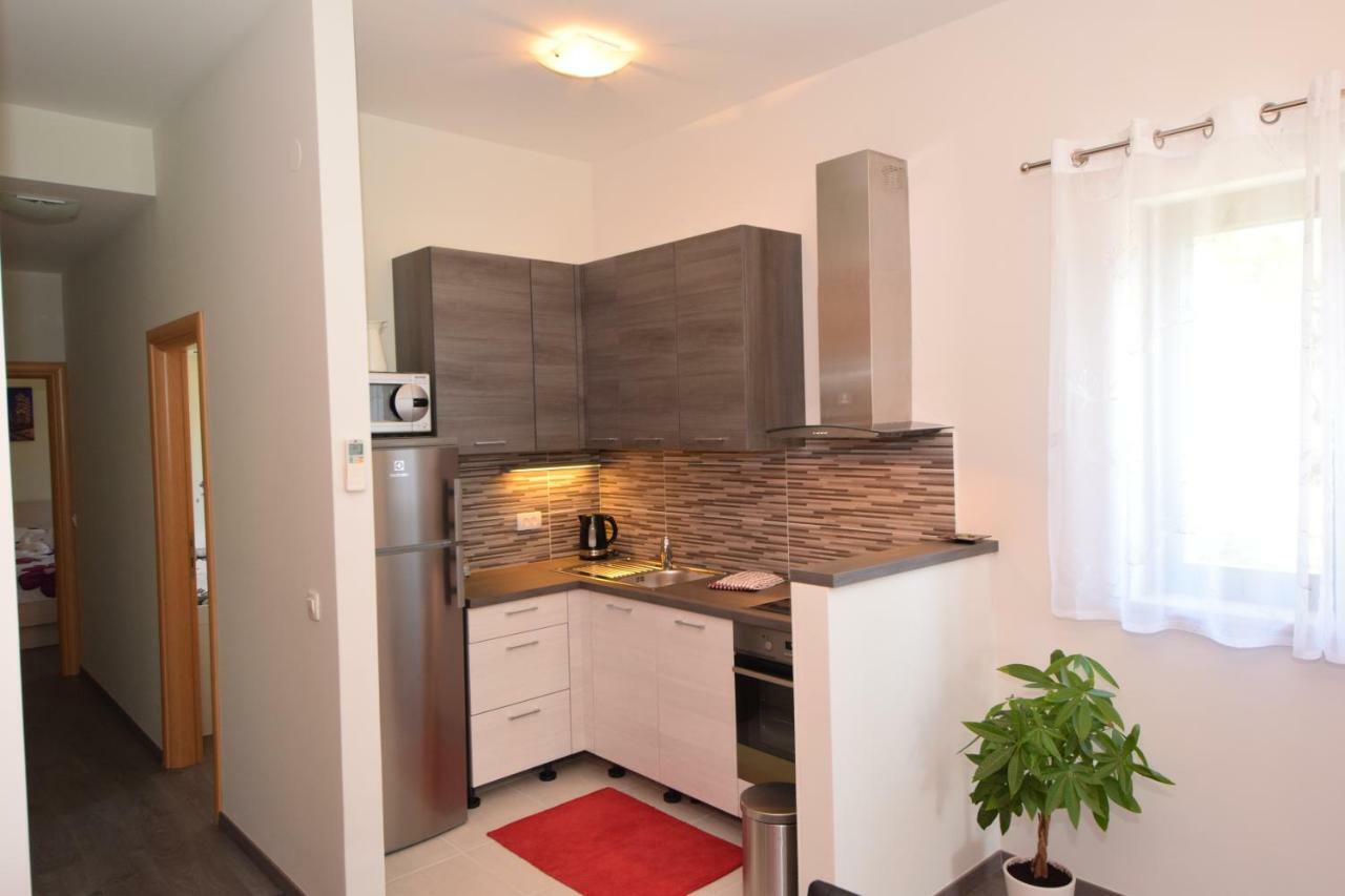 Apartmani Dora i Kati Orebic Bagian luar foto