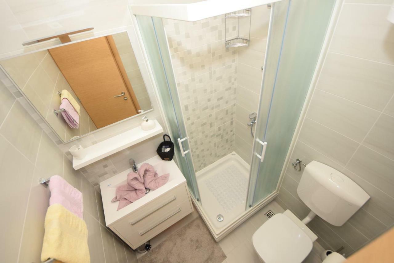 Apartmani Dora i Kati Orebic Bagian luar foto